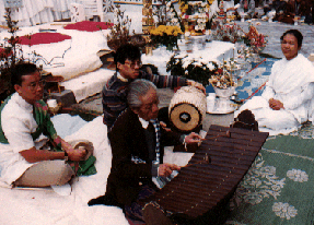 Laotian instruments